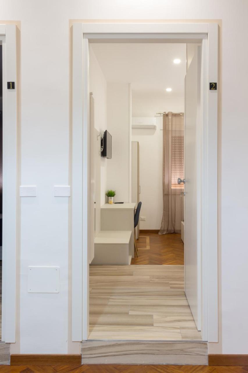 Hall Inn B&B In נאפולי מראה חיצוני תמונה