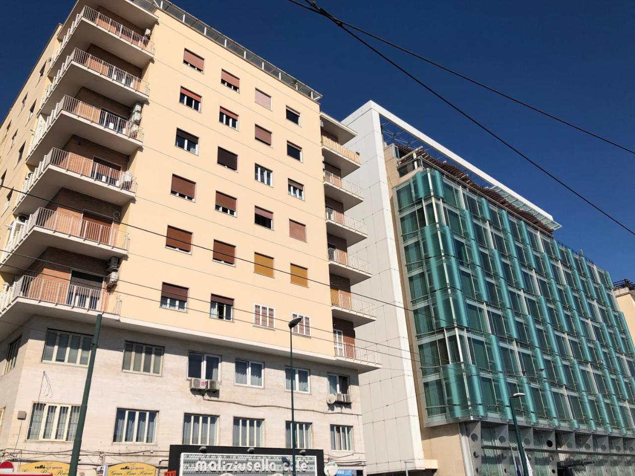 Hall Inn B&B In נאפולי מראה חיצוני תמונה